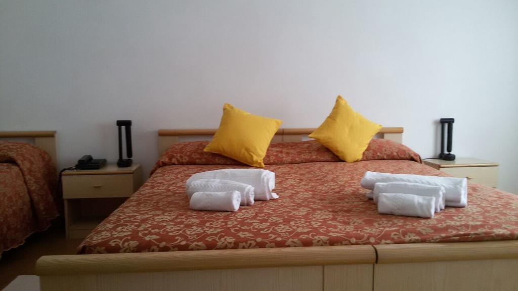 Hotel Trovatore Lido di Jesolo Buitenkant foto